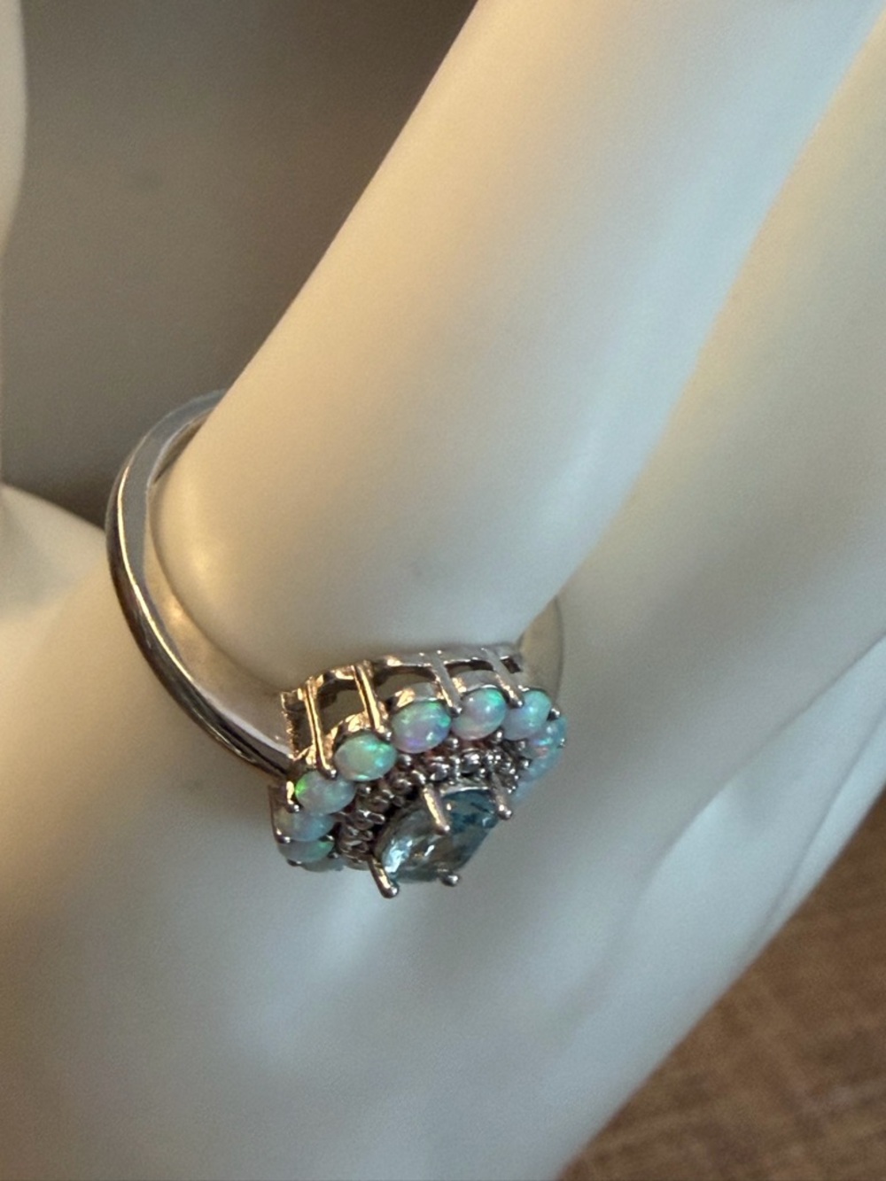 NIB simulated blue Opal Halo Ring w 15-crystal bezel - stainless beautiful - Picture 6 of 7